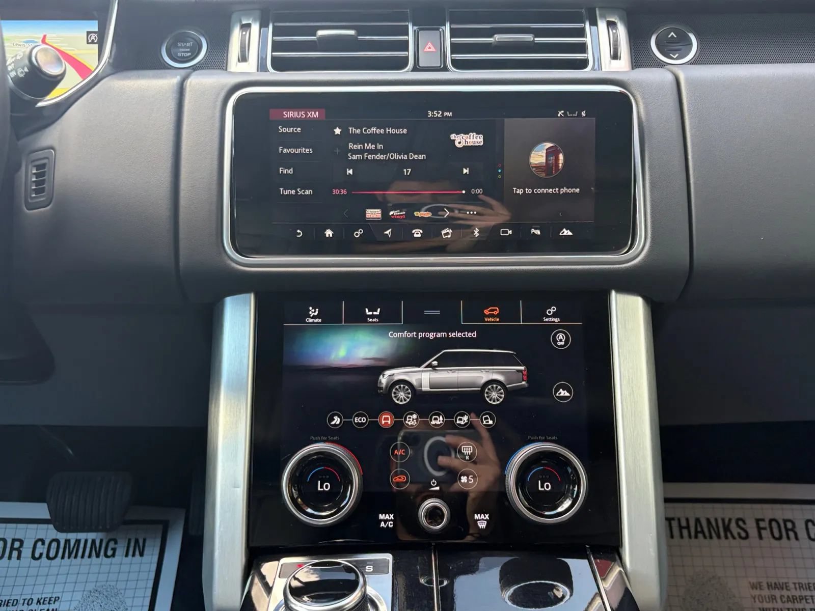Used 2018 Land Rover Range Rover Supercharged AWD/4WD image 23