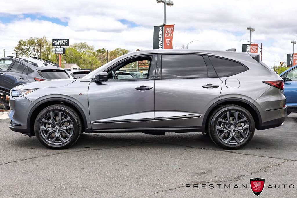 Used 2023 Acura MDX A-Spec image 18