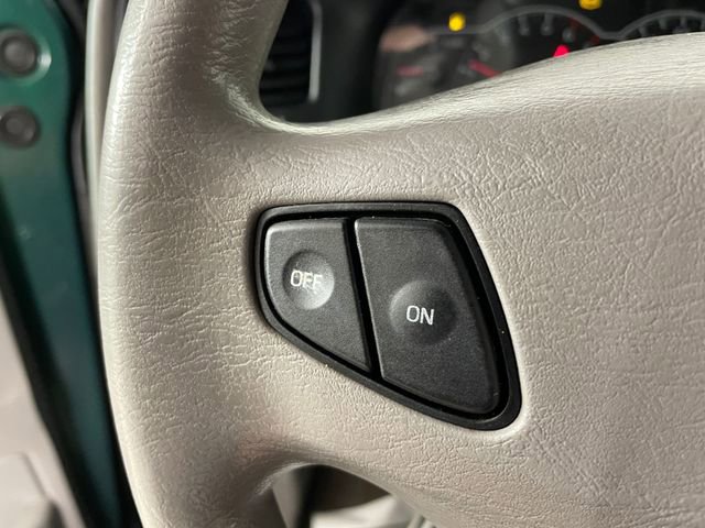 Used 2002 Ford Windstar LX image 12