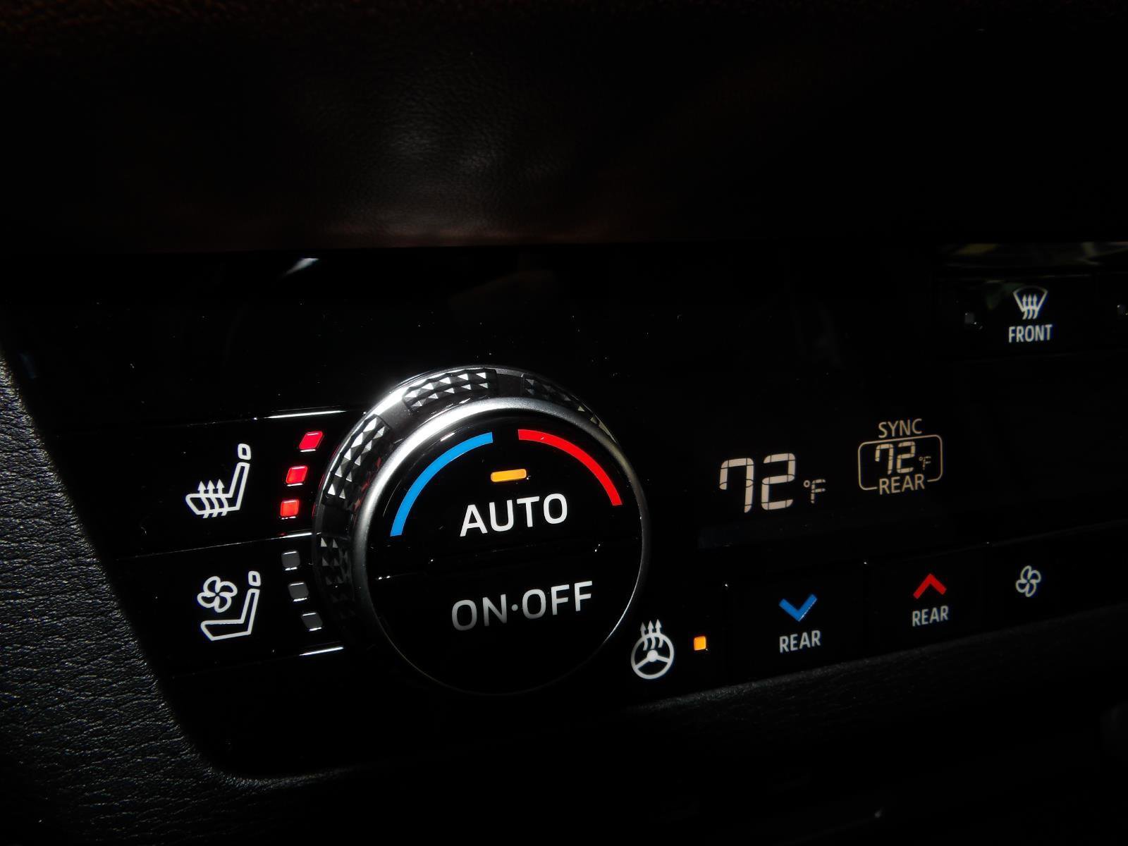 New 2026 Mitsubishi Outlander SEL image 27