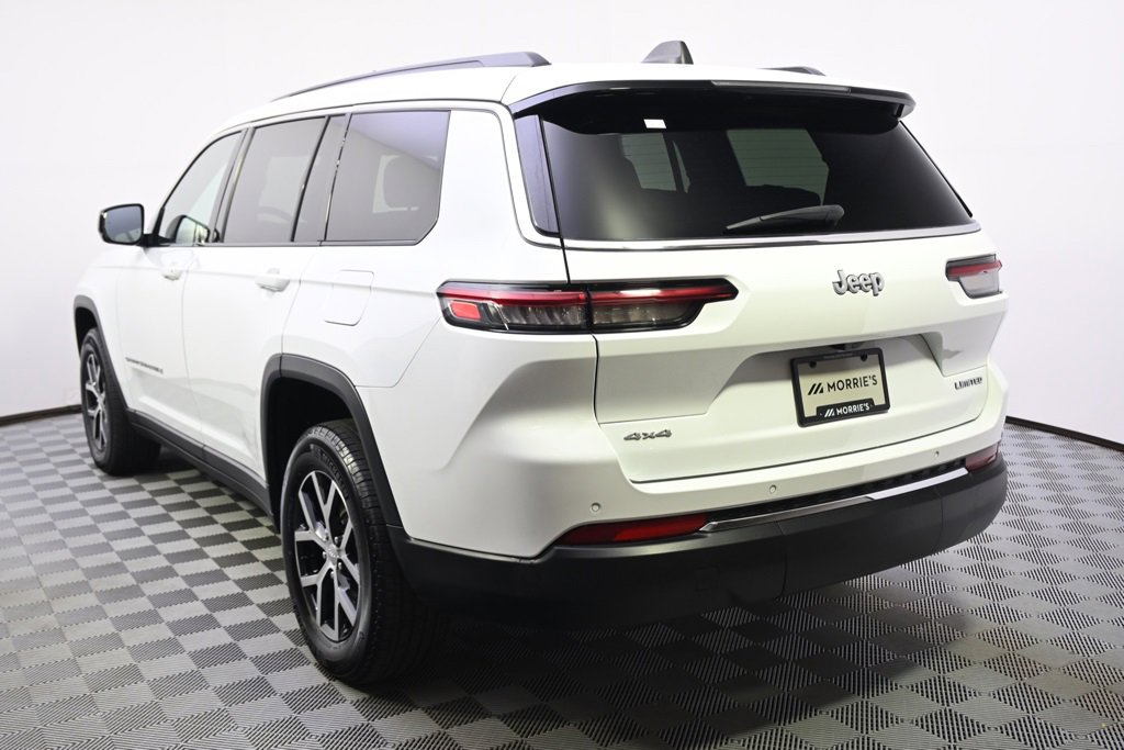 Used 2024 Jeep Grand Cherokee L Limited image 3