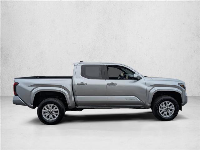 Used 2024 Toyota Tacoma SR5 video 4