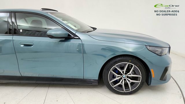 Used 2026 BMW i5 eDrive40 image 7