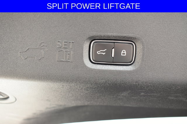 Used 2025 Ford Expedition Max Active AWD/4WD image 9