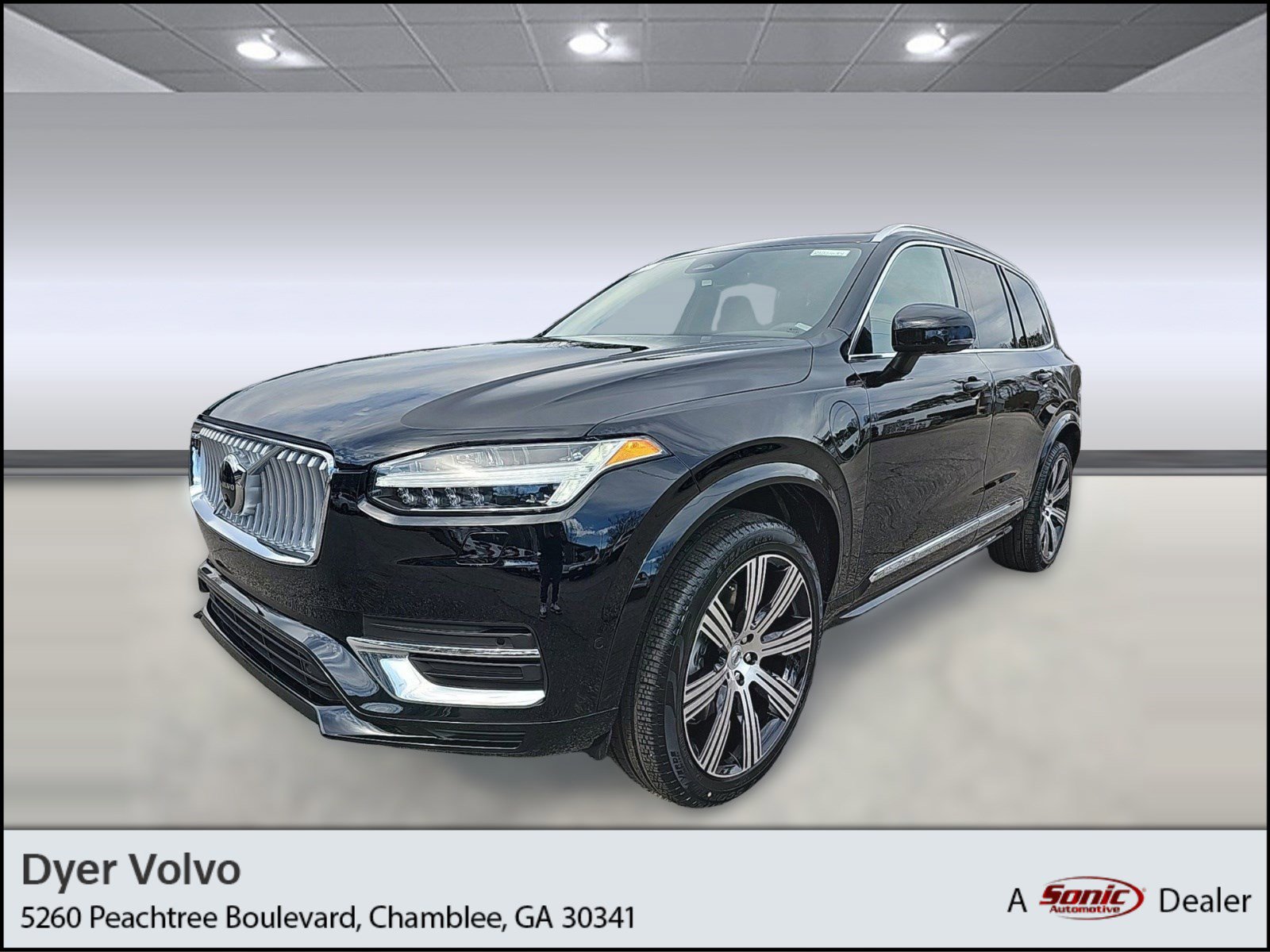 New 2024 Volvo XC90 T8 Plus w/ Protection Package Premier