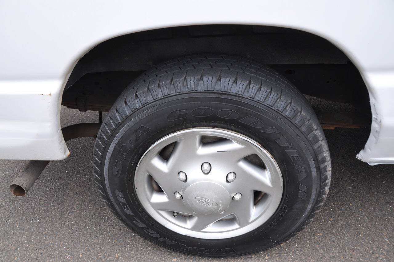 Used 2013 Ford E-150 and Econoline 150 w/ PWR Group RWD image 36