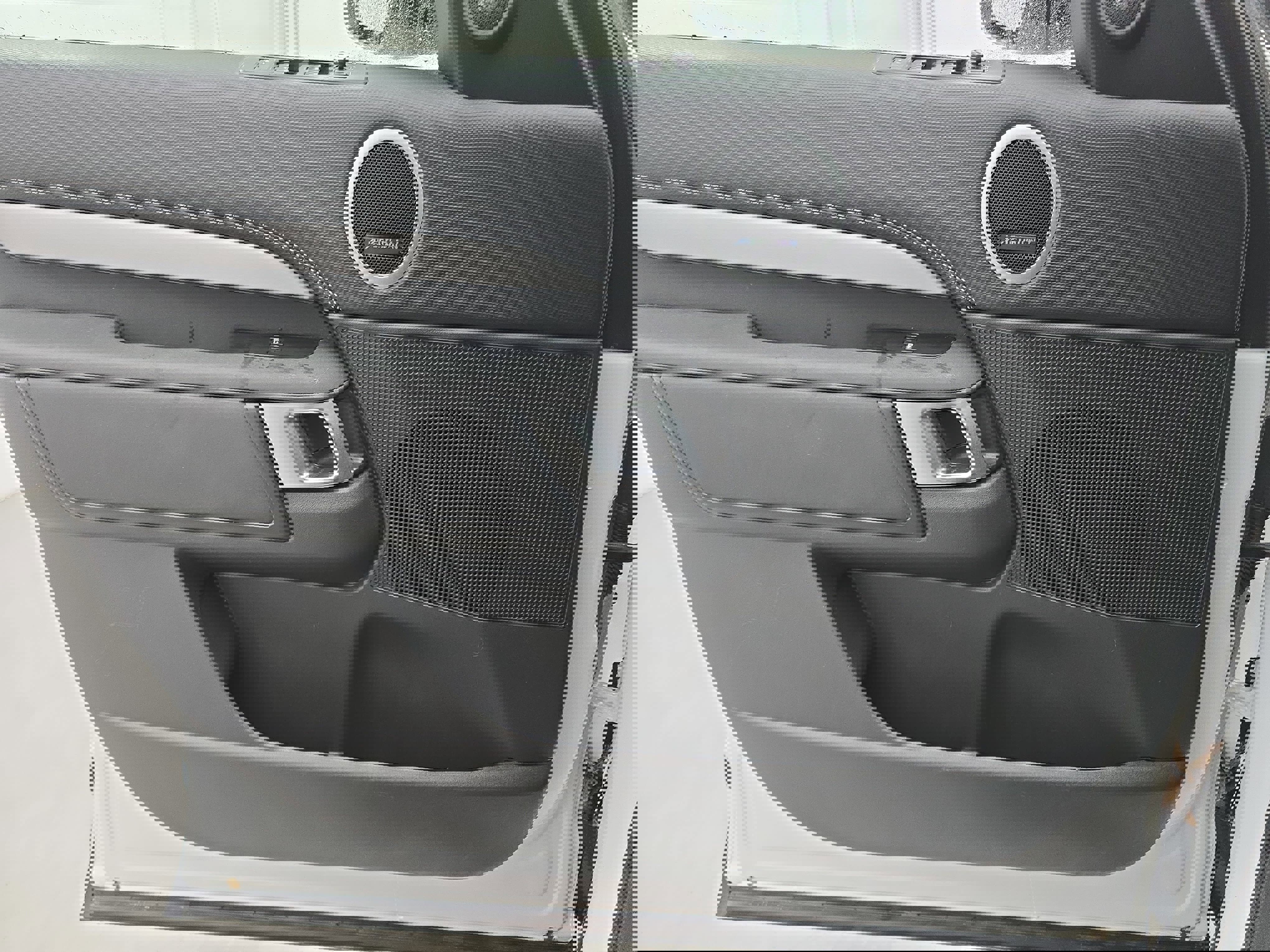 Used 2022 Land Rover Discovery S R-Dynamic image 27