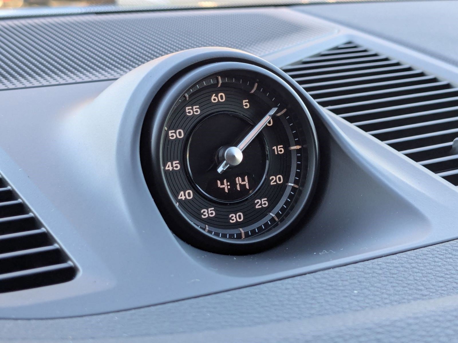 New 2026 Porsche Cayenne Coupe image 21