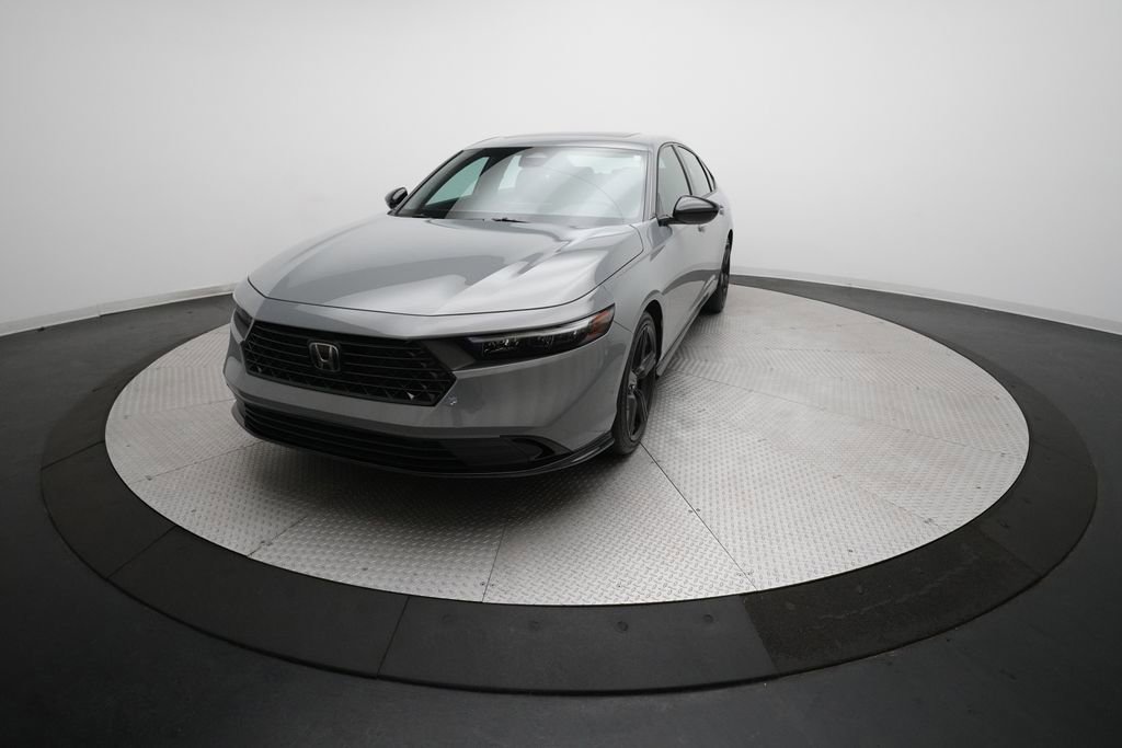 Used 2024 Honda Accord Sport image 12