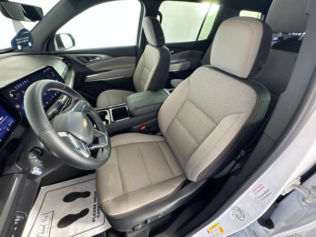 Certified 2026 Chevrolet Traverse LT w/ Driver Confidence Package AWD/4WD image 29