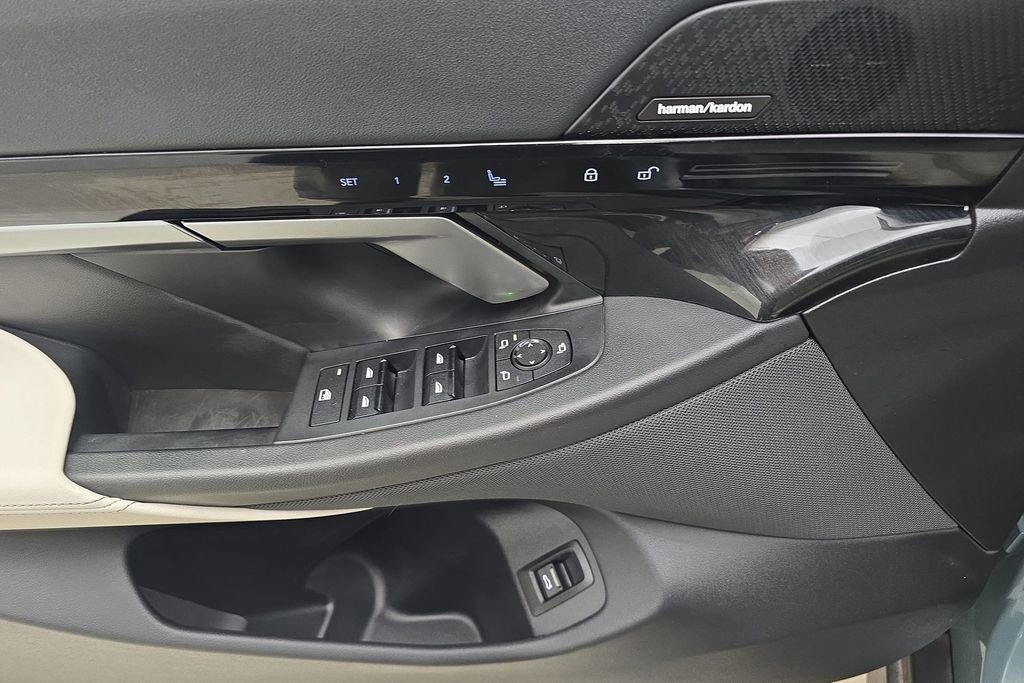 Certified 2024 BMW 530i xDrive w/ Premium Package image 14