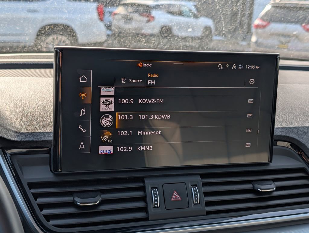 Used 2025 Audi Q5 2.0T Premium image 44