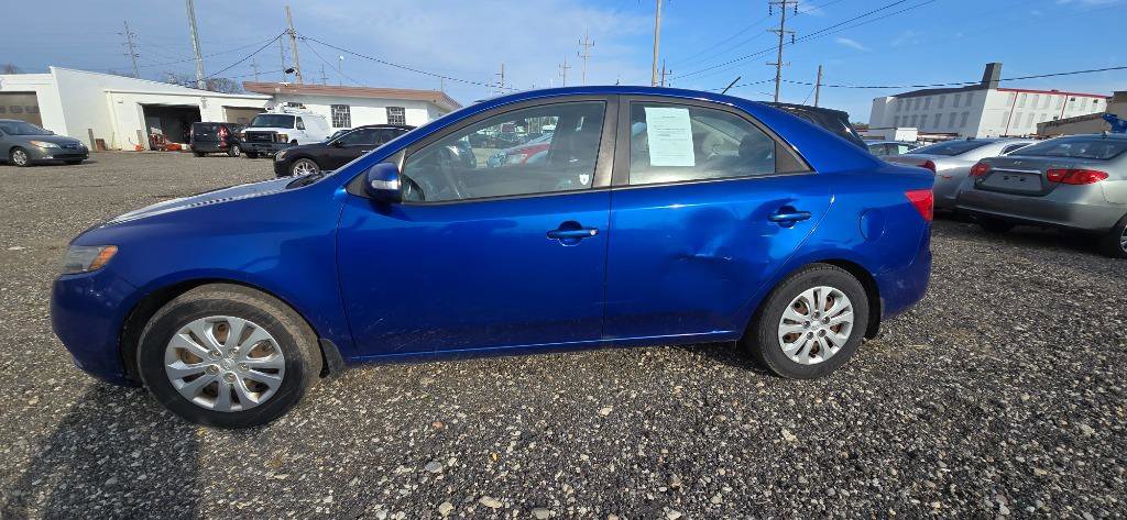 Used 2010 Kia Forte EX image 12