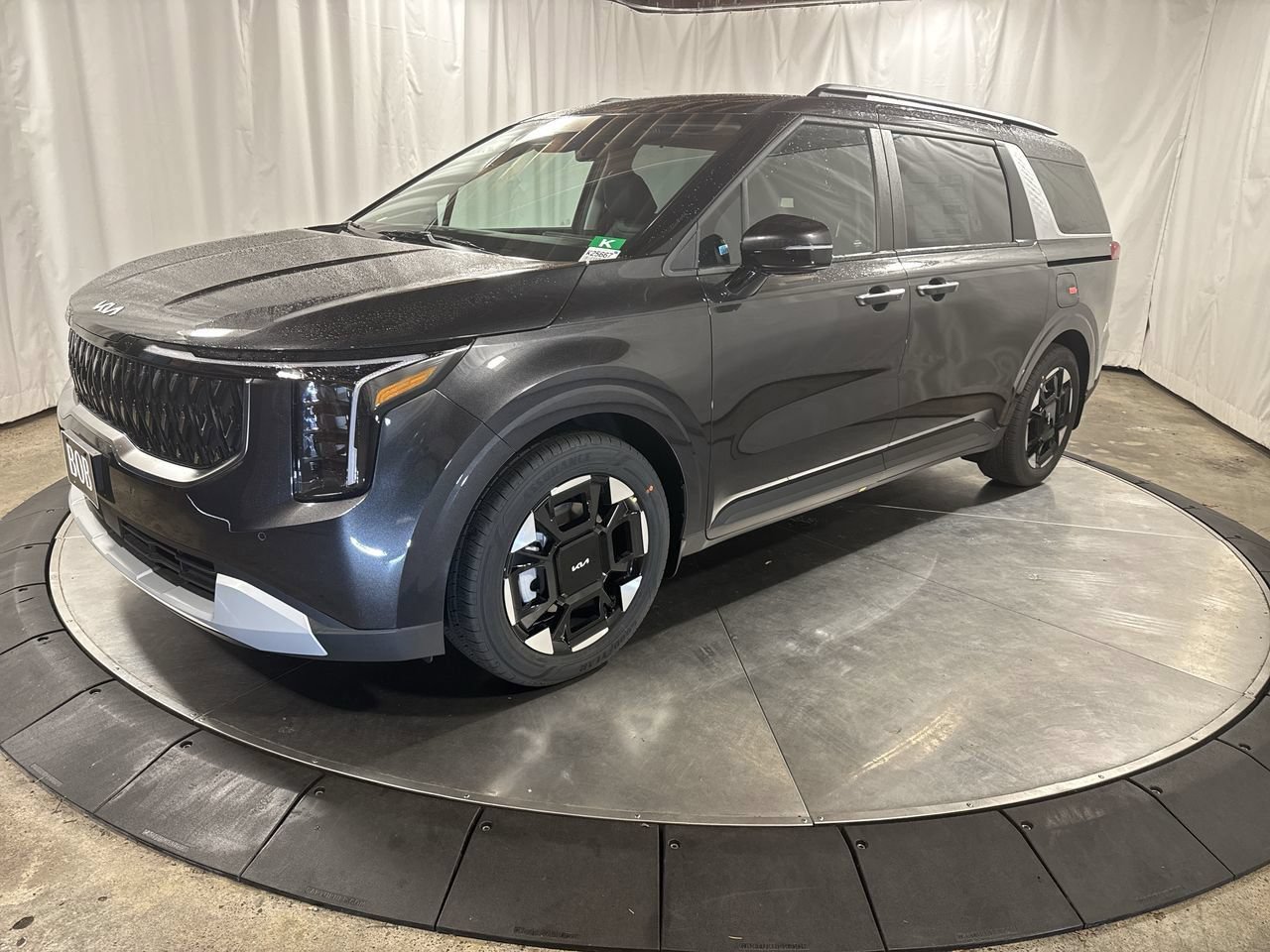 New 2026 Kia Carnival EX