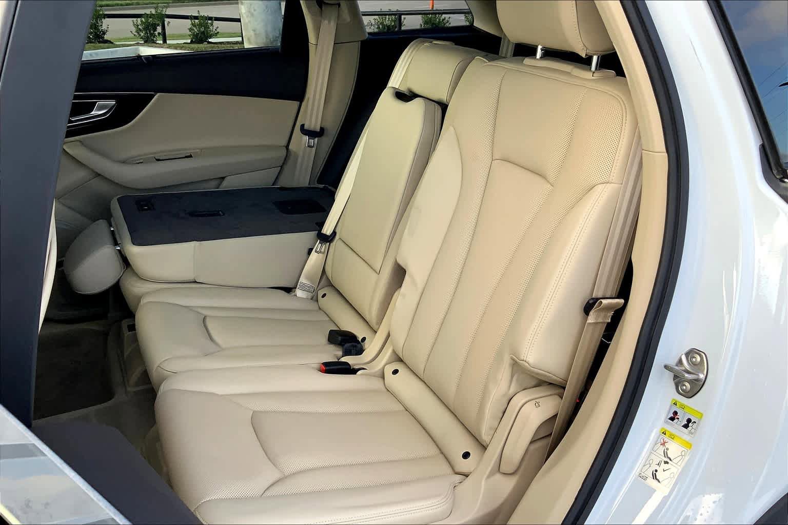 Used 2019 Audi Q7 3.0T Prestige w/ Prestige Package AWD/4WD image 19
