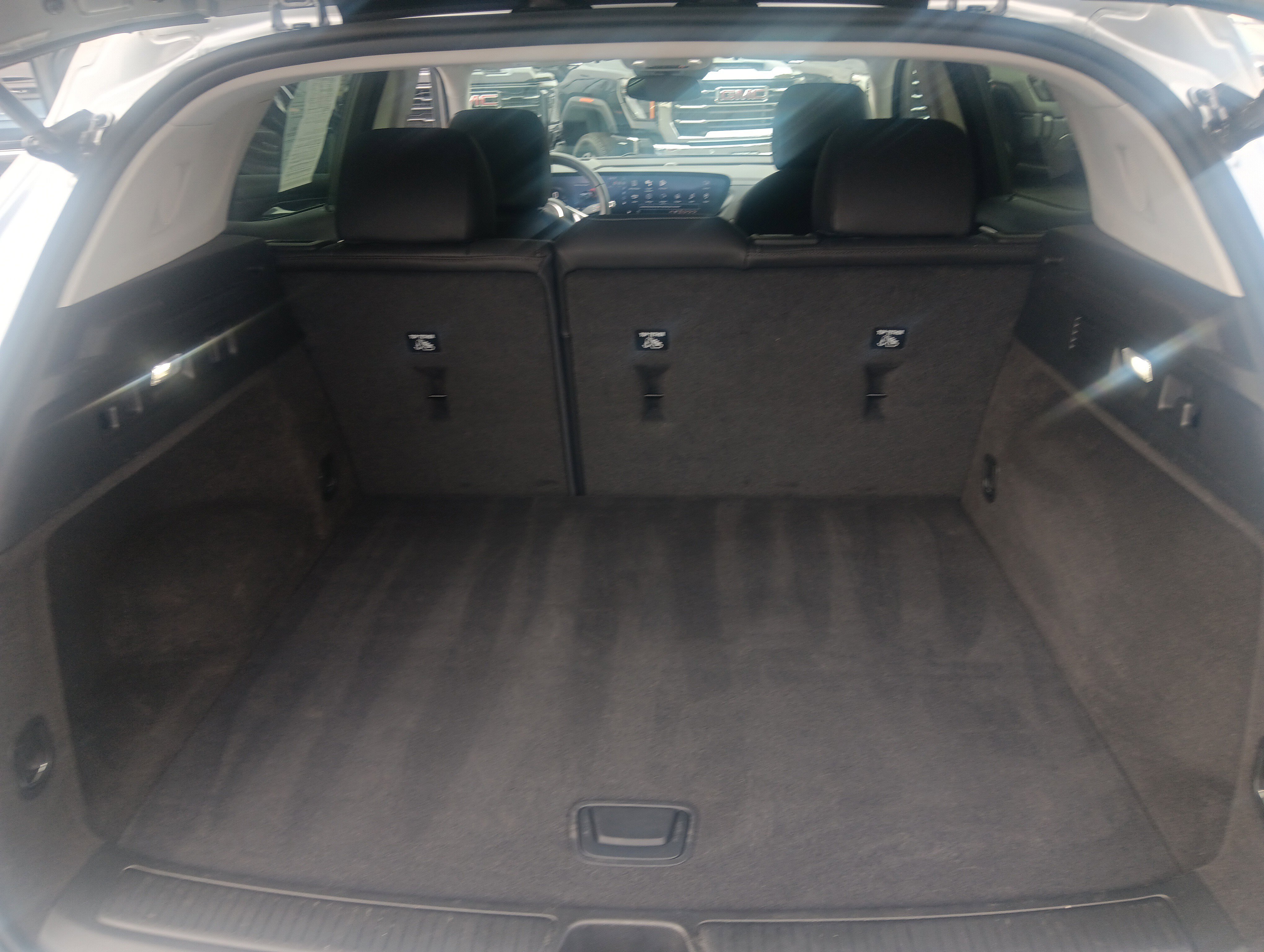 Used 2024 Buick Envision Preferred image 16