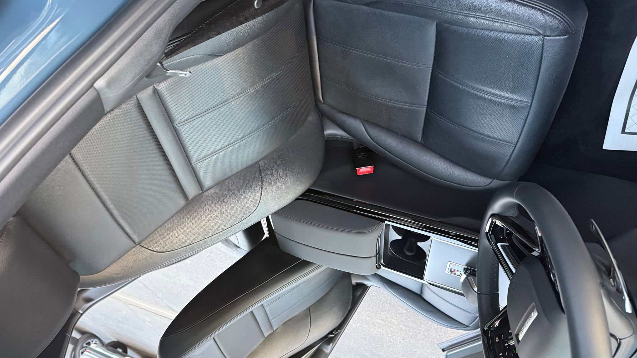 Used 2024 Land Rover Range Rover Evoque Dynamic SE image 30