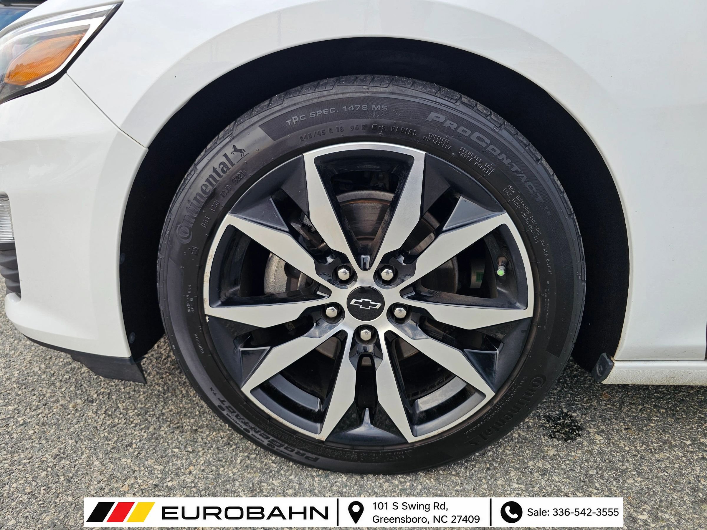 Used 2021 Chevrolet Malibu RS FWD image 32