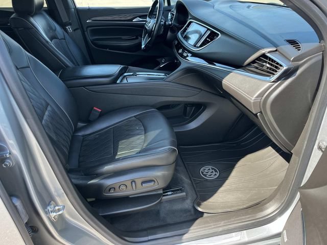 Certified 2023 Buick Enclave Avenir w/ Avenir Technology Package AWD/4WD image 26