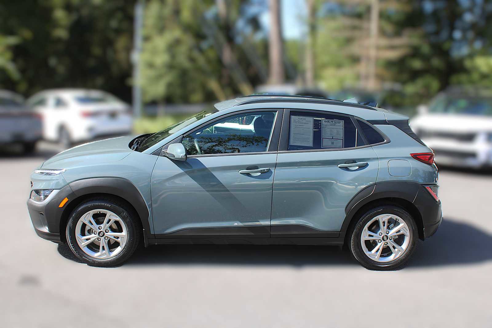 Used 2022 Hyundai Kona SEL image 5