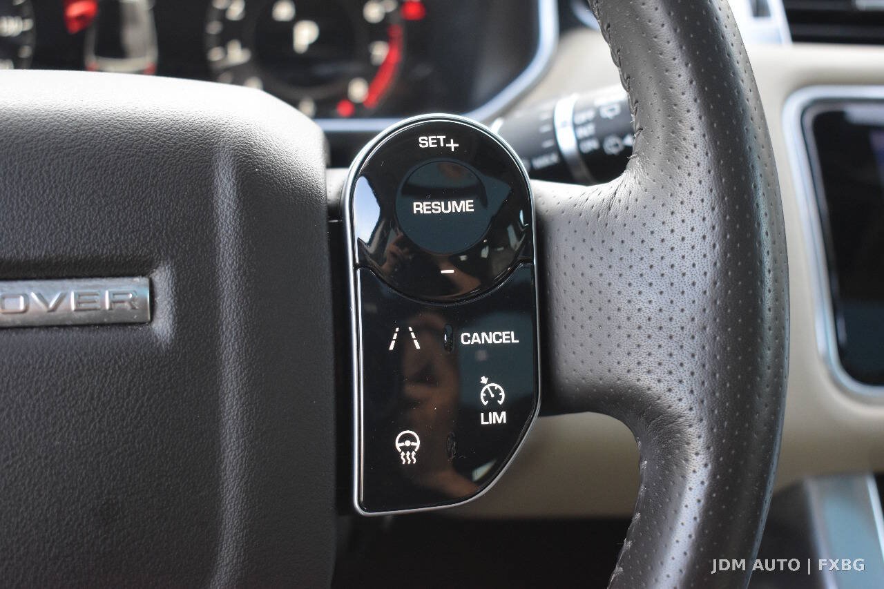 Used 2018 Land Rover Range Rover Sport HSE AWD/4WD image 21