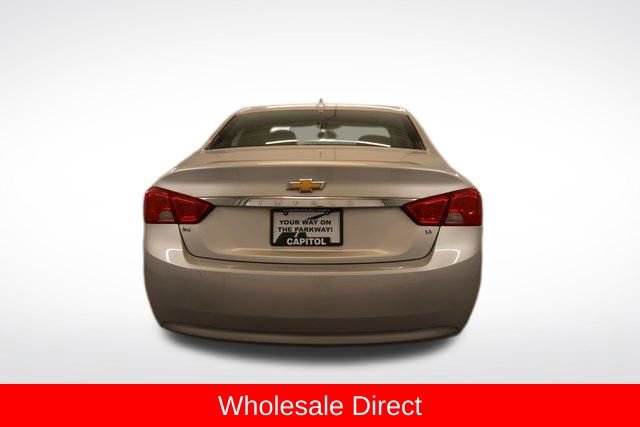Used 2016 Chevrolet Impala LT FWD image 3