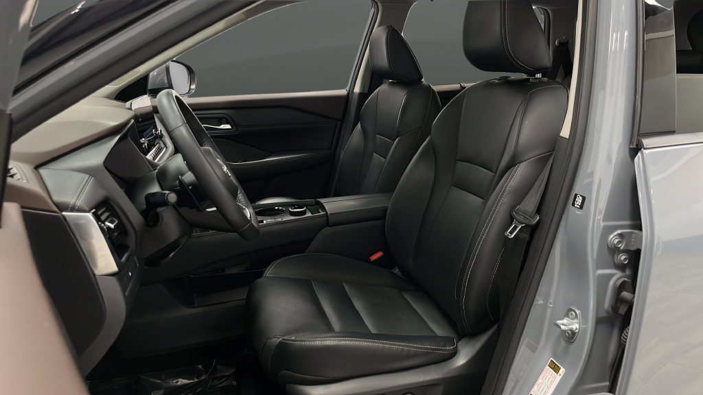 Used 2023 Nissan Rogue SL w/ SL Premium Package AWD/4WD image 9