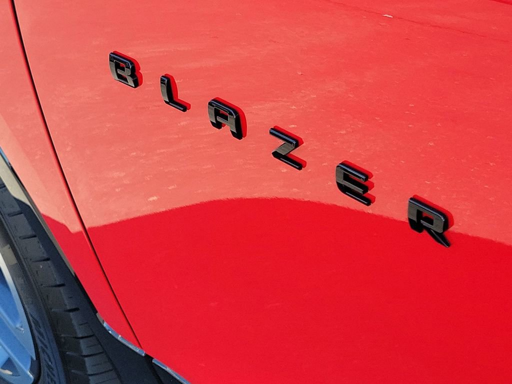 Used 2023 Chevrolet Blazer RS image 31