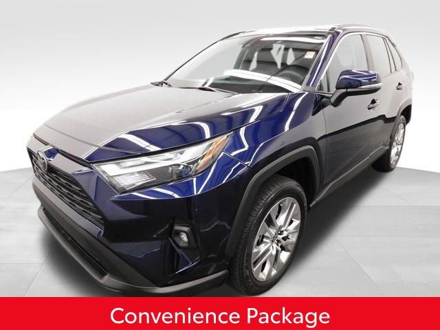 Used 2023 Toyota RAV4 XLE Premium image 4