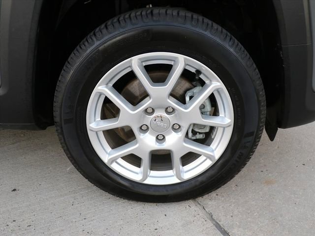 Used 2021 Jeep Renegade Limited w/ Sun & Sound Group image 11