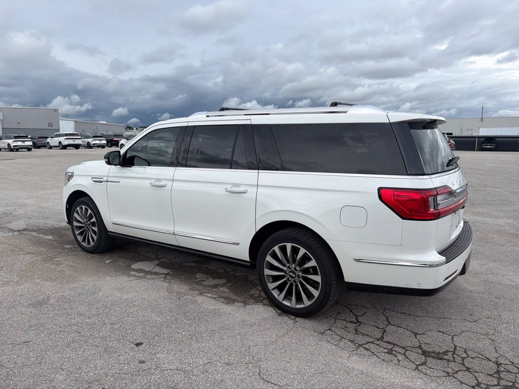 Used 2020 Lincoln Navigator L Reserve w/ Luxury Package AWD/4WD image 4