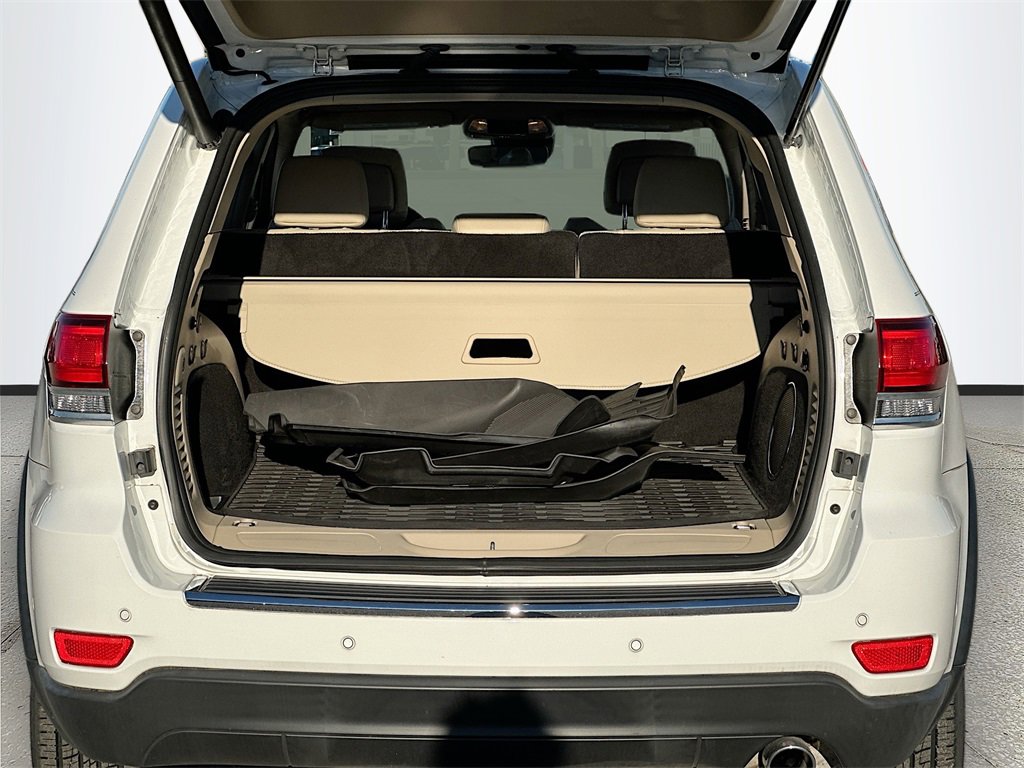 Used 2021 Jeep Grand Cherokee Limited w/ Luxury Group II image 27