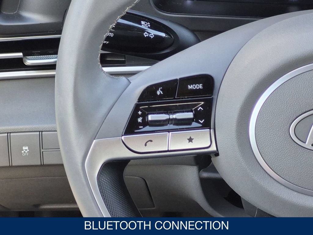 Certified 2025 Hyundai Elantra Sport FWD image 19