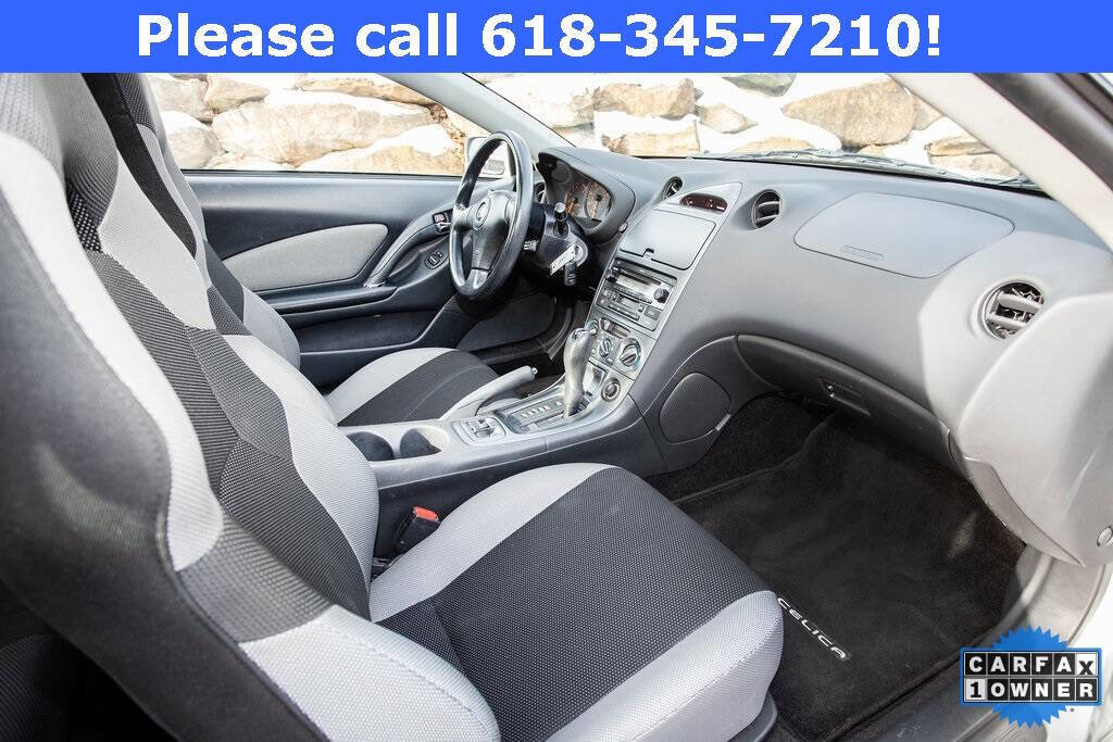 Used 2004 Toyota Celica GT image 20