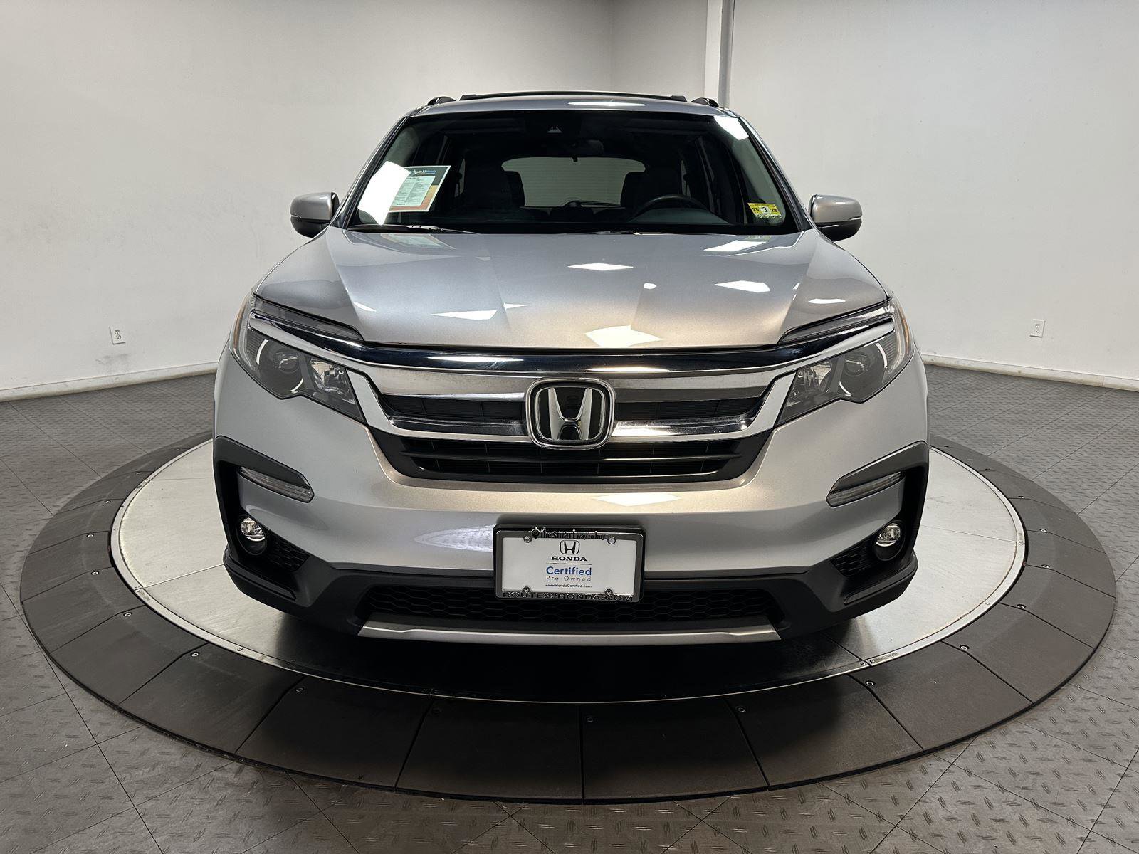 Used 2021 Honda Pilot EX image 4