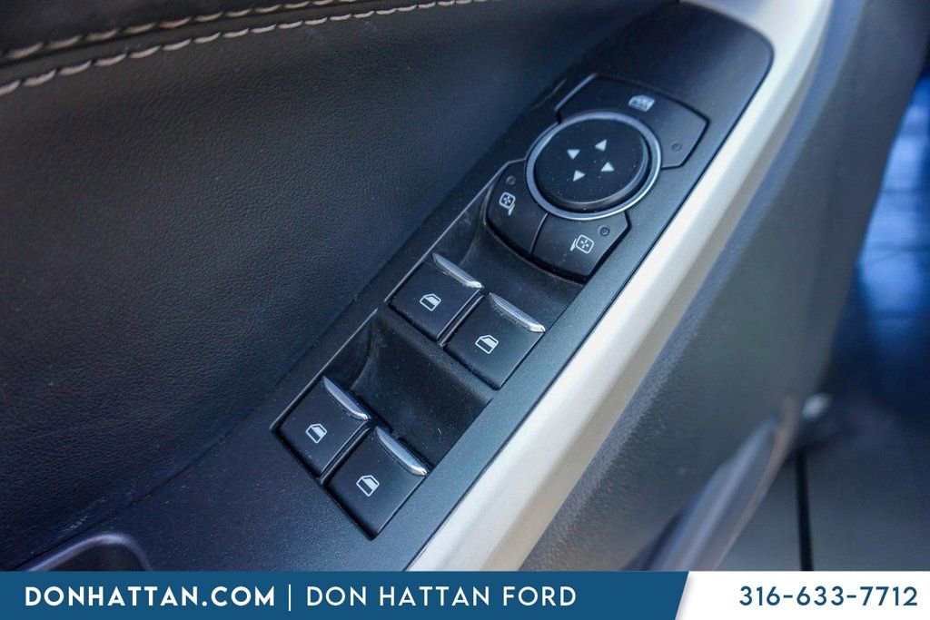 Used 2022 Ford Explorer XLT w/ Equipment Group 202A image 18