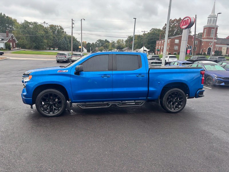 Used 2022 Chevrolet Silverado 1500 RST w/ Convenience Package II AWD/4WD image 5