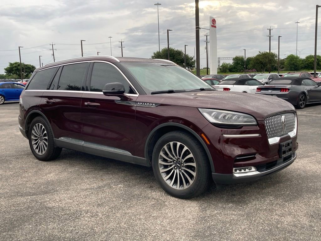 Used 2021 Lincoln Aviator Reserve w/ Elements Package Plus RWD image 3