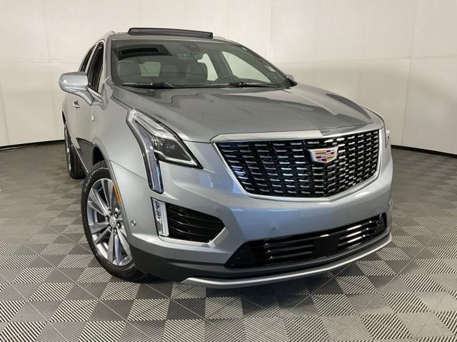 Certified 2025 Cadillac XT5 Premium Luxury w/ Technology Package AWD/4WD image 8