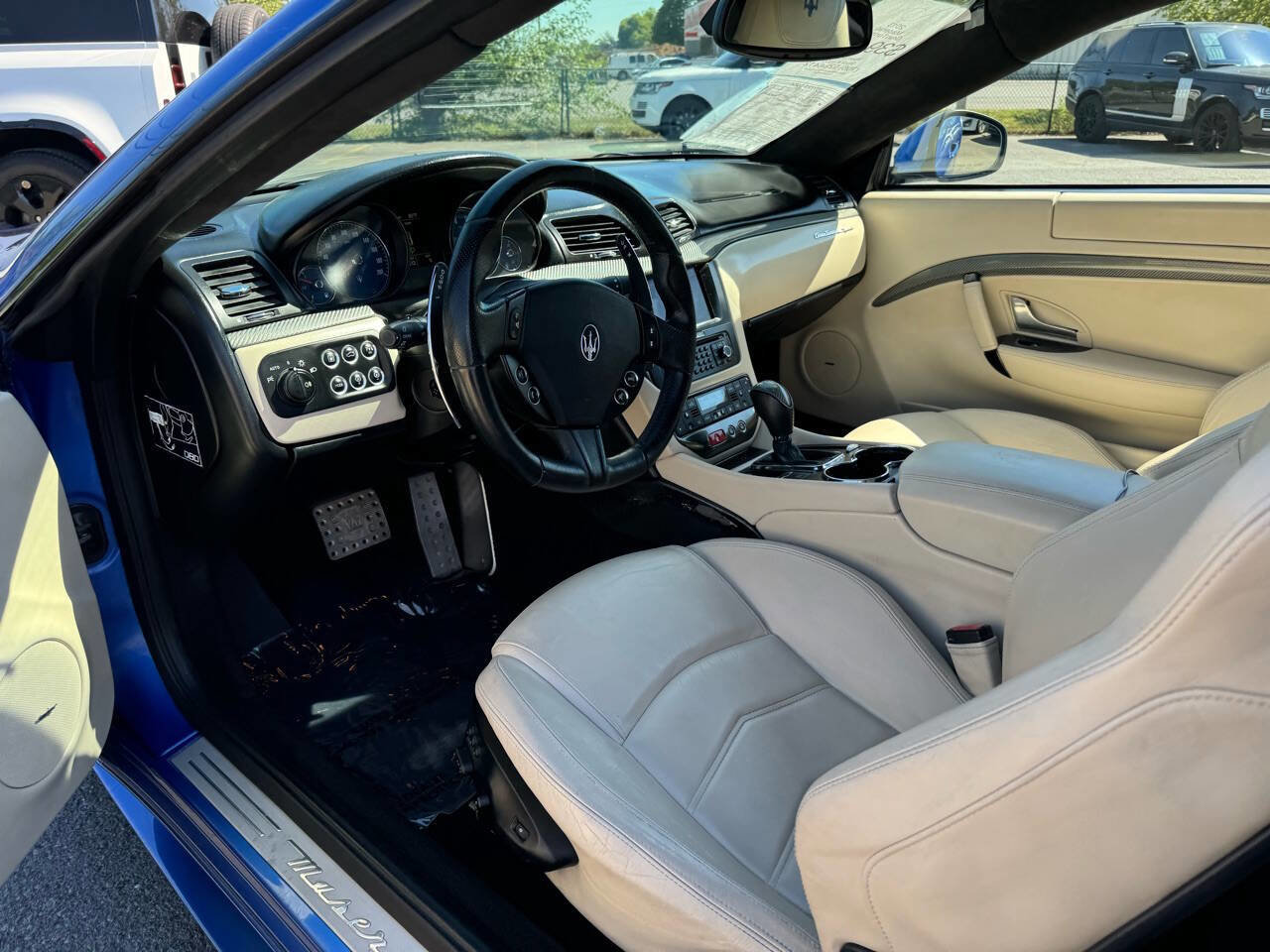 Used 2013 Maserati GranTurismo Sport image 19