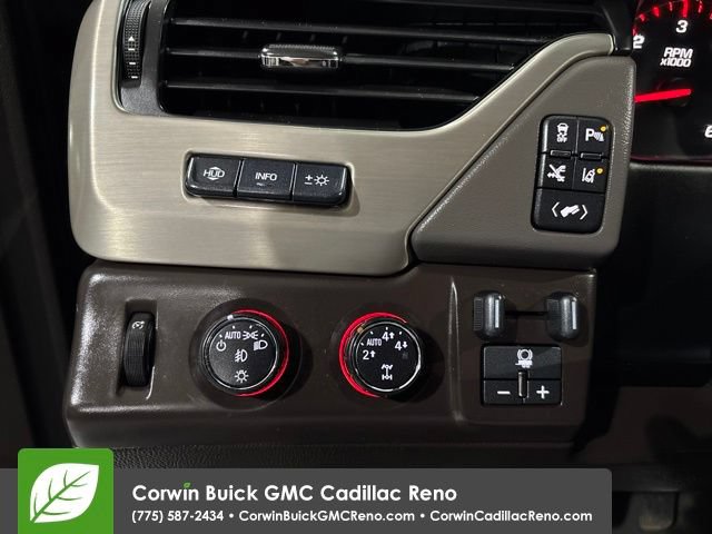 Used 2015 GMC Yukon XL Denali w/ Premium Package AWD/4WD image 33