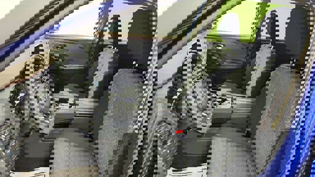 Used 2023 Nissan Rogue SV image 17