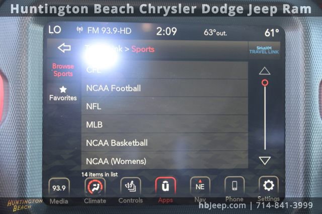 Used 2022 Jeep Wrangler Unlimited Rubicon w/ Steel Bumper Group image 32