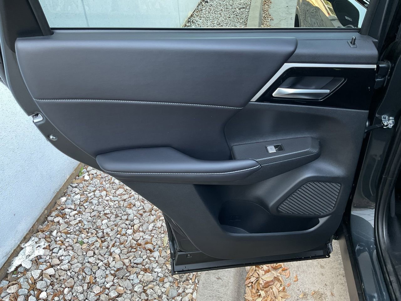 New 2026 Nissan Rogue SL image 19
