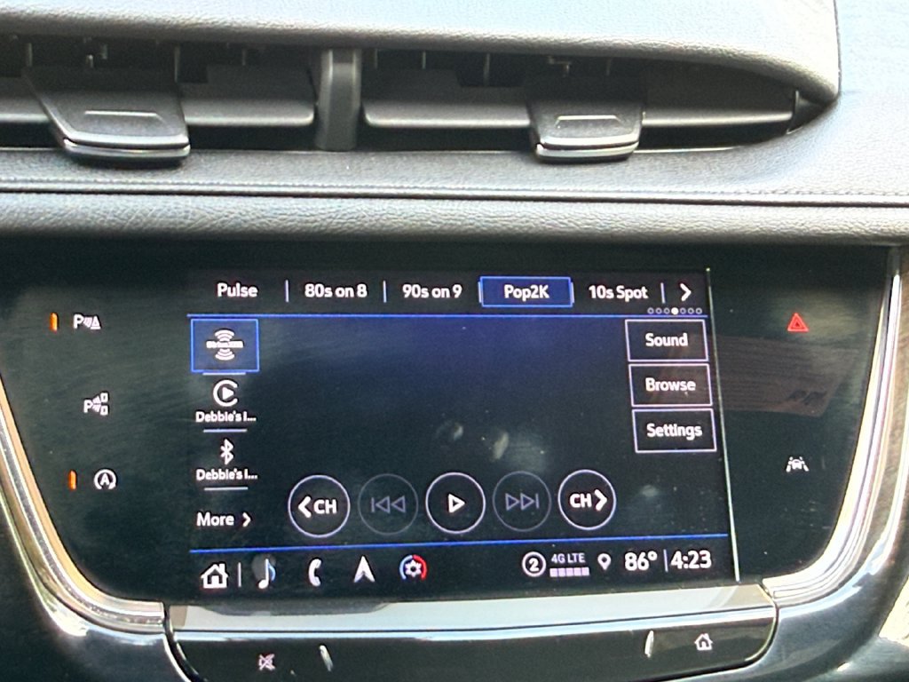 Used 2022 Cadillac XT6 Premium Luxury w/ Technology Package AWD/4WD image 14