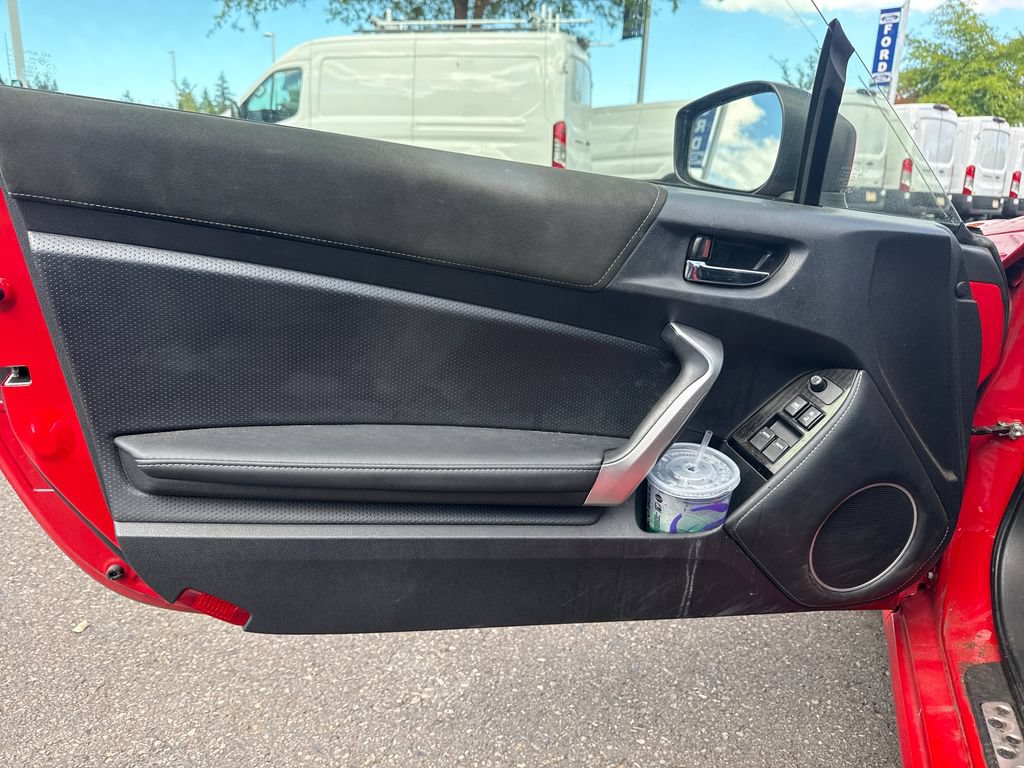 Used 2019 Toyota 86 RWD image 14