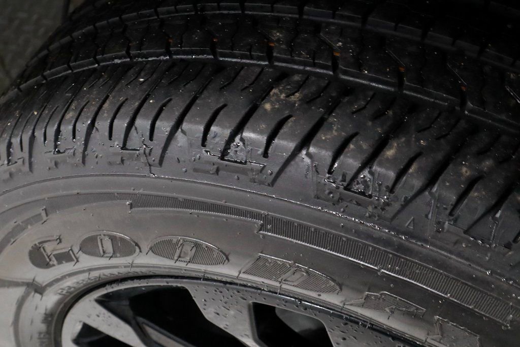 Used 2021 GMC Canyon Elevation w/ Driver Alert Package image 19