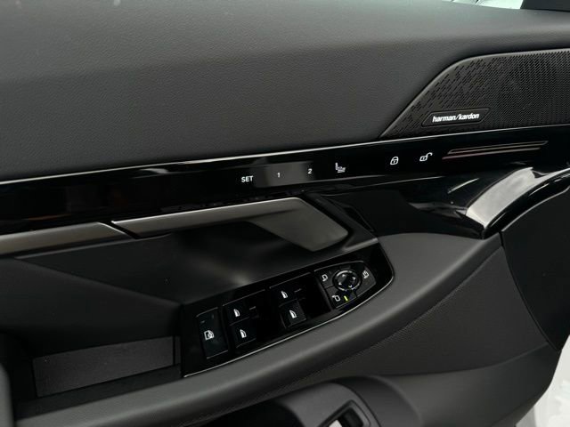 New 2026 BMW 530i xDrive w/ Premium Package image 13