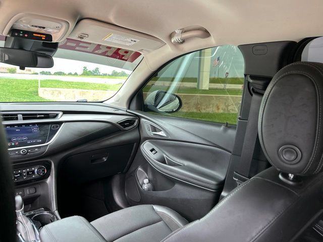 Used 2022 Buick Encore GX Select FWD image 41