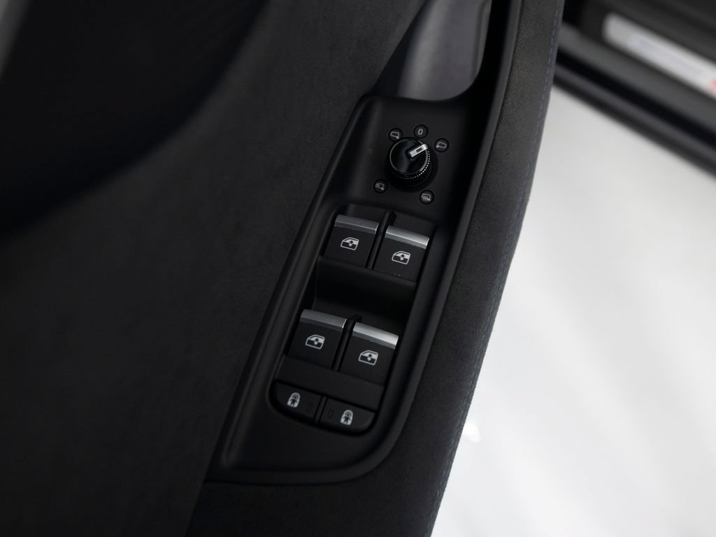 Used 2026 Audi RS Q8 performance AWD/4WD image 15
